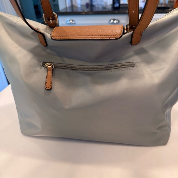 Seven Days Women's Tote/ Shoulder Bag gray W/ Tan Trim Zip Close NWT - Picture 9 of 14